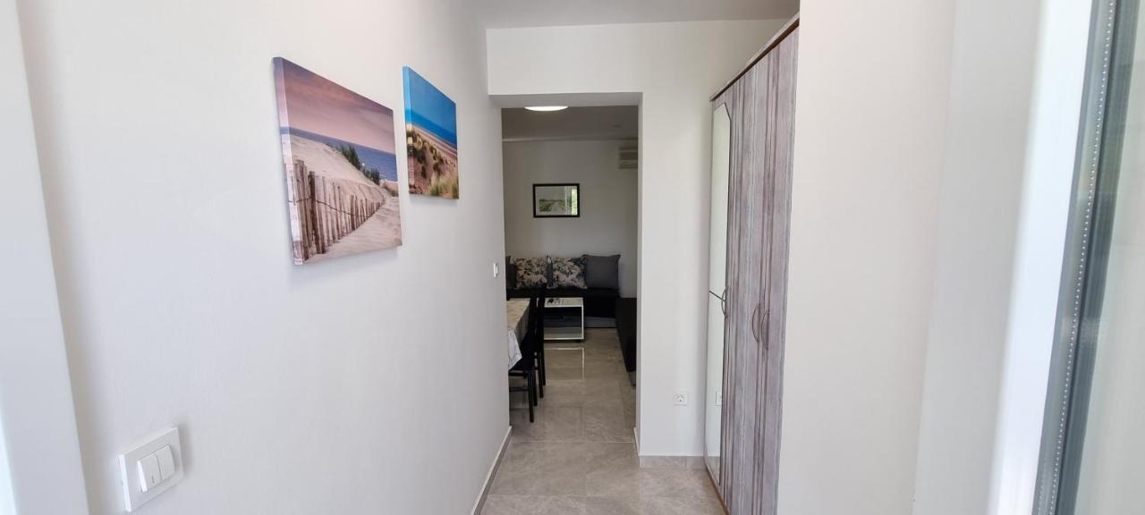 Apartment Tonci Novalja Dış mekan fotoğraf