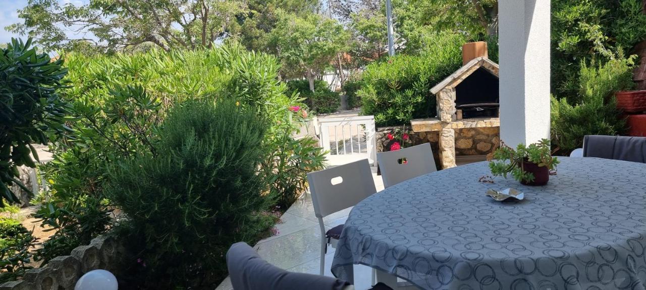 Apartment Tonci Novalja Dış mekan fotoğraf