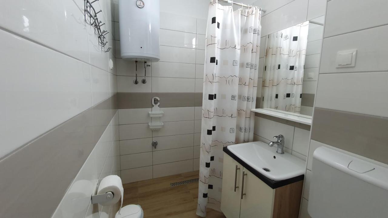 Apartment Tonci Novalja Dış mekan fotoğraf